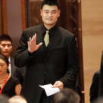 Fang Fengdi: The Pillar Of Strength Supporting Yao Ming’s Basketball Legacy